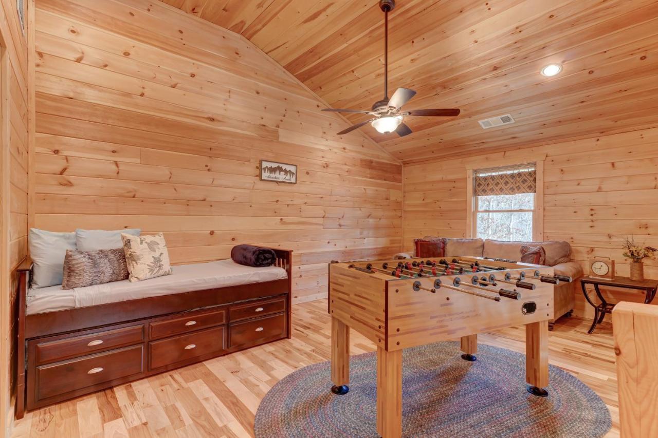 Hot-Tub 6 Seater, Fire-Pit, Master King Bed, Wineries, Pickleball, Resort Amenities Ellijay Exterior foto